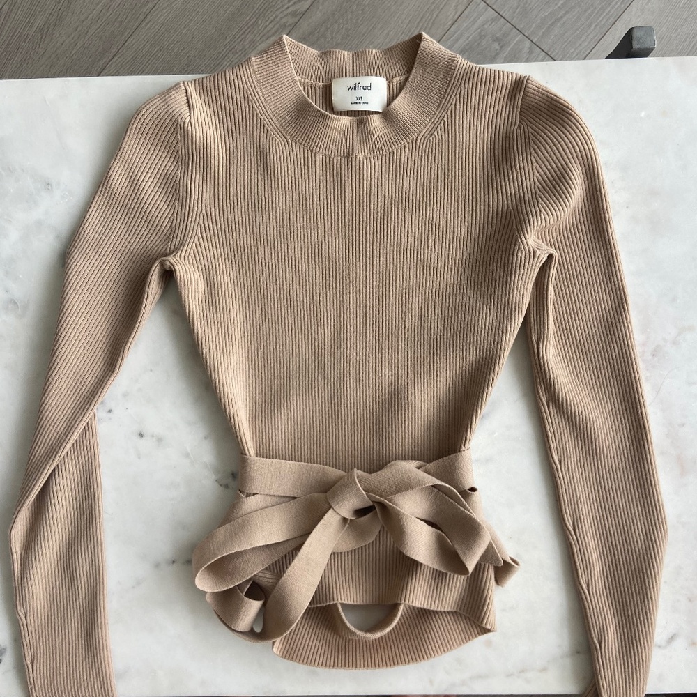 Wilfred sweater in beige